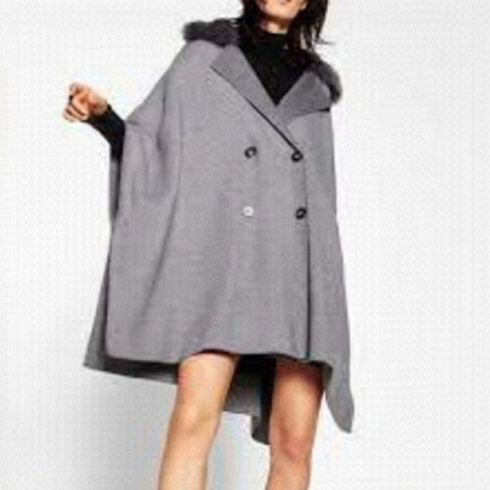 ZARA Gray Knit Cape Coat Faux Fur Collar Poncho Style Jacket Size Small